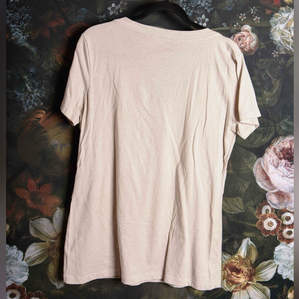Out of Print Snuffalupugus "Books bring imagination to life" v-neck tee 2xl - Picture 4 of 4